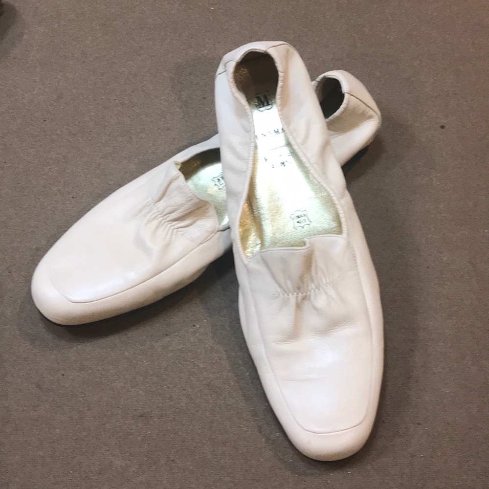 Bruno Magli White Leather Elastic-Vamp Loafers